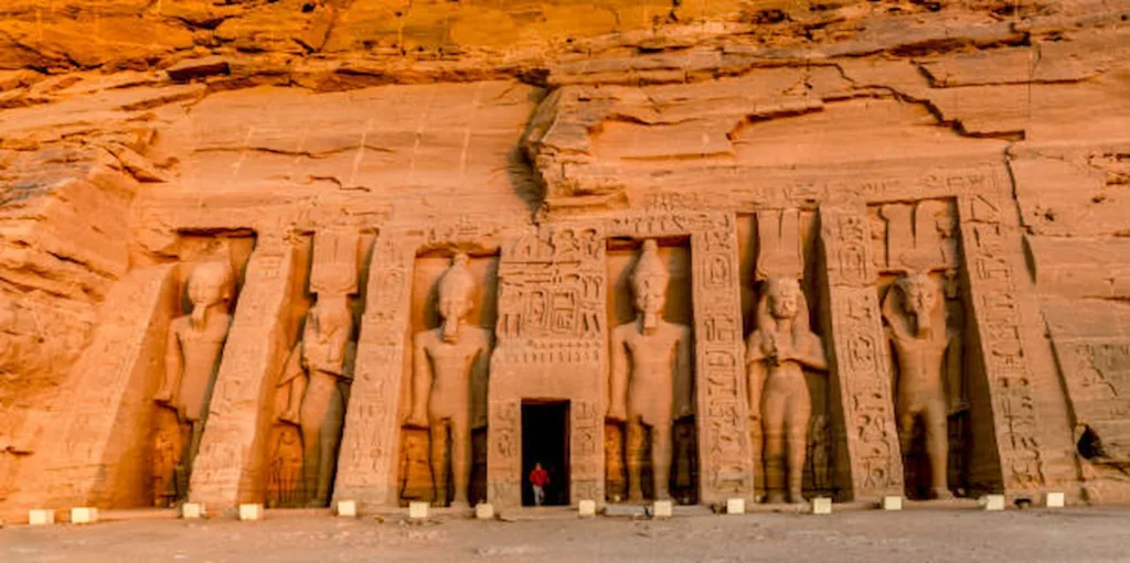 Excursion Abou Simbel depuis Assouan : Son & Lumière
