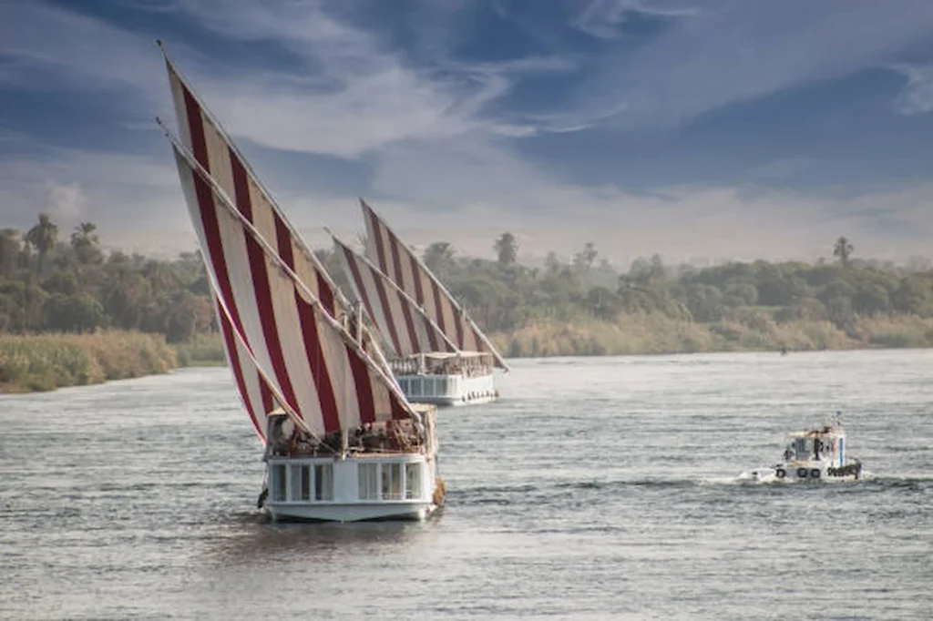 Croisière Nil Dahabiya 5 Jours | Louxor à Assouan – Edfou & Kom Ombo