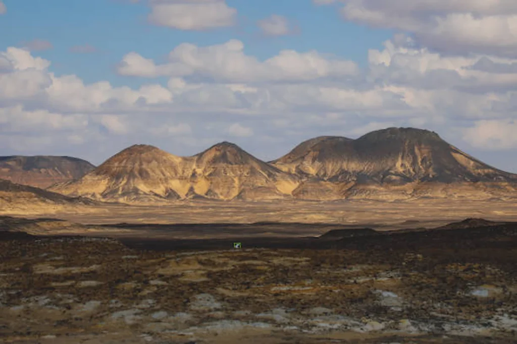 Excursion Désert Blanc et Noir : Magie de l&rsquo;Égypte Sauvage