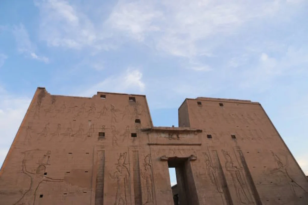 Excursion Edfou Kom Ombo au départ de Louxor | Horus & Sobek