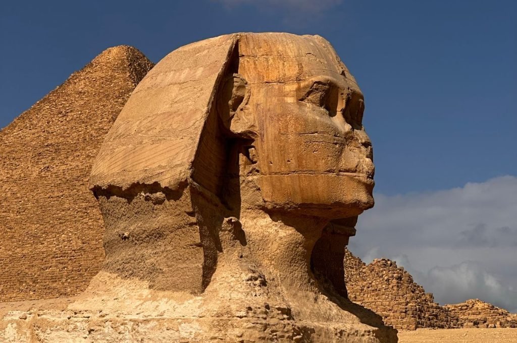 Où aller en Égypte : le Sphinx et la pyramide de Gizeh, porte d'entrée du pays